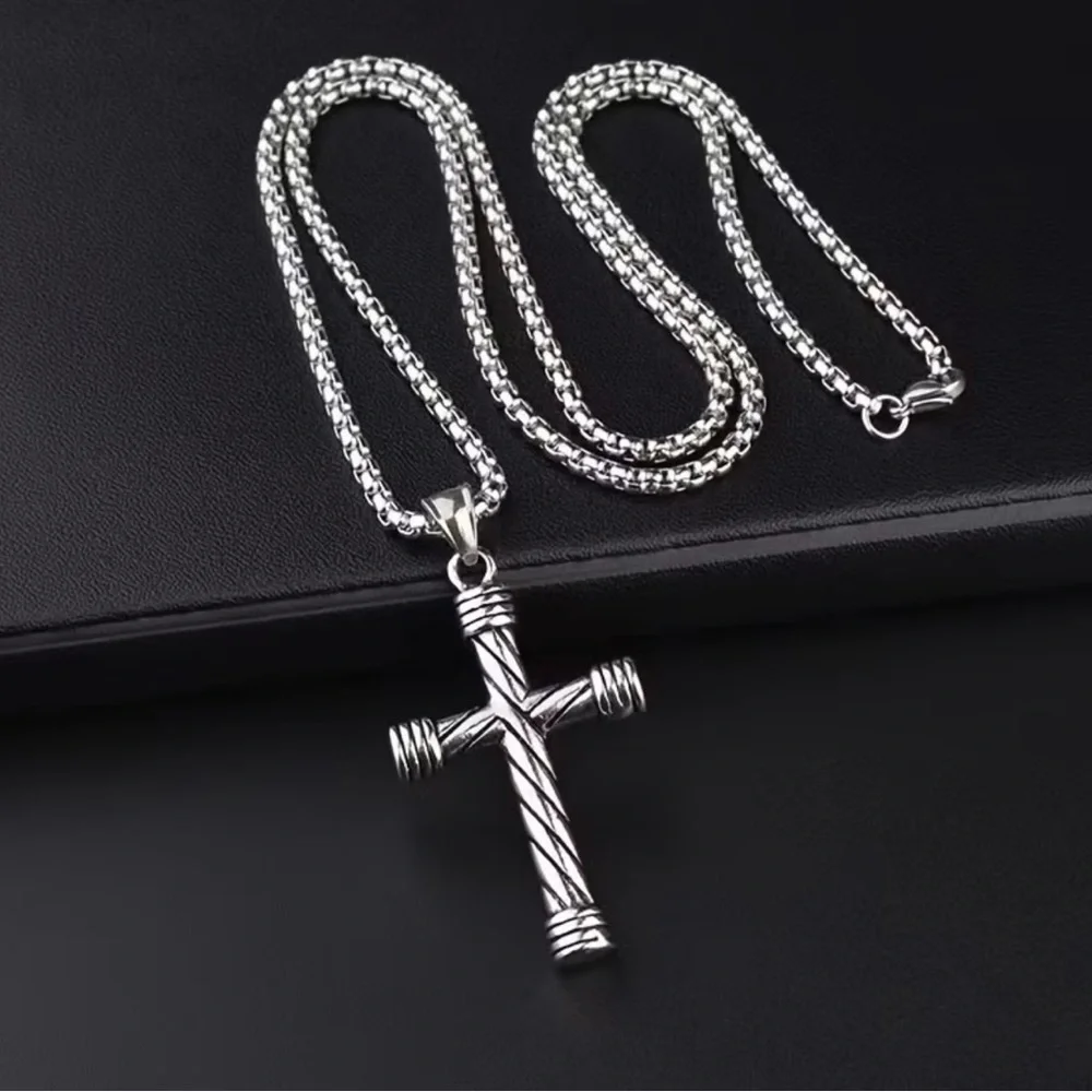 NWT Men’s Titanium Steel Twisted Rope Cross Pendant Necklace Box Chain